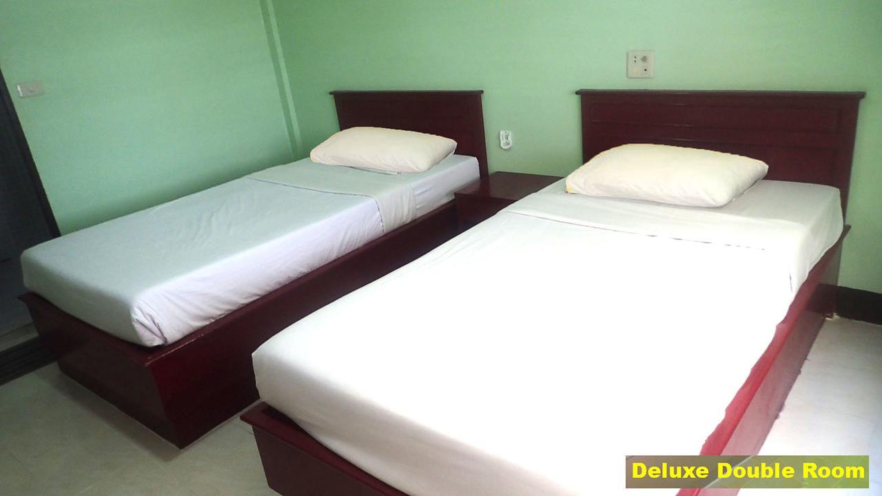 Woodlands Inn Hotel 방콕 외부 사진