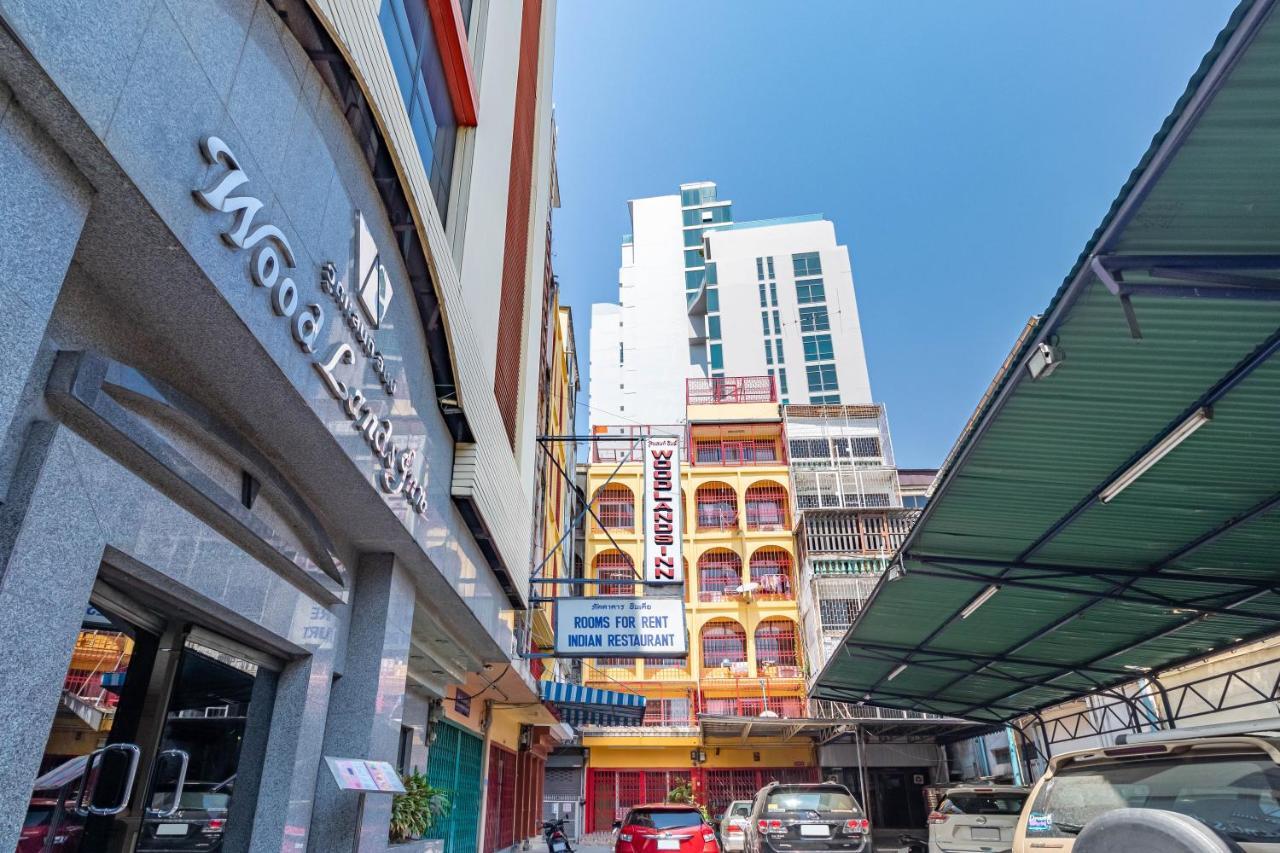 Woodlands Inn Hotel 방콕 외부 사진